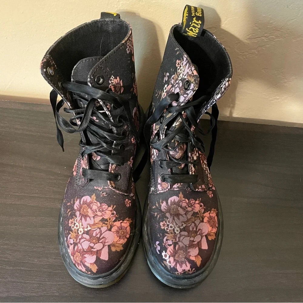 Doc Martens Floral Boots with Black Satin Laces - Picture 4 of 5